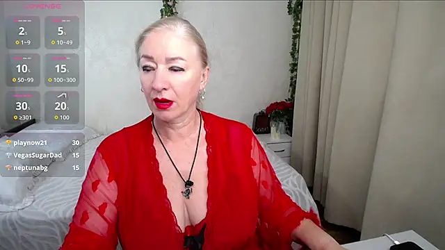 Snapshot of hunters_woman chatting on July 24, 2026, 2:18 am hunters woman online show from July 24, 2026, 2:18 am