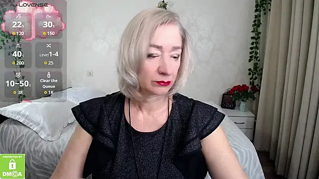 Snapshot of hunters_woman chatting on November 7, 2025, 2:10 pm hunters woman online show from November 7, 2025, 2:10 pm