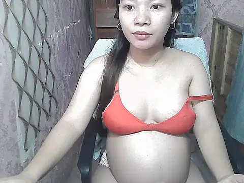 Snapshot of Mypussy4u_29 chatting on November 18, 2025, 5:11 am Mypussy4u 29 online show from November 18, 2025, 5:11 am