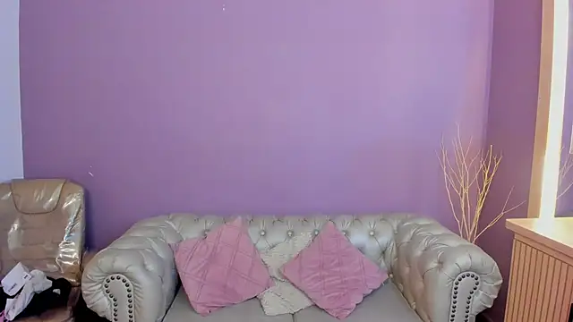 Snapshot of milavega_ chatting on October 26, 2025, 11:54 am milavega online show from October 26, 2025, 11:54 am