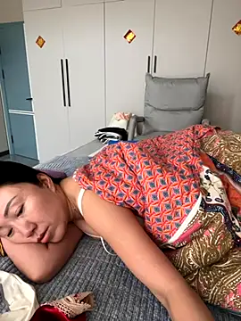 xiaomei-11 online show from October 8, 2025, 11:38 pm