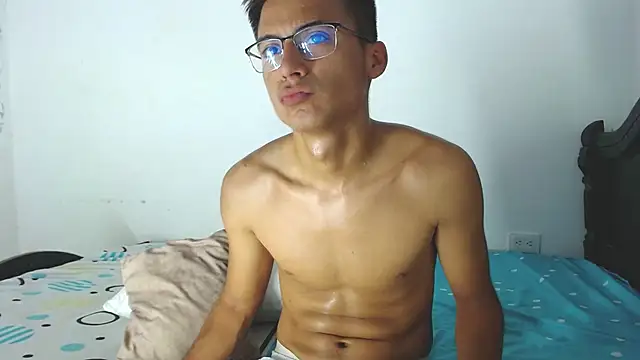 Snapshot of Jacobandluna chatting on November 8, 2025, 11:30 pm Jacobandluna online show from November 8, 2025, 11:30 pm