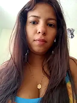 IsabellaLuxe online show from October 19, 2025, 12:41 pm