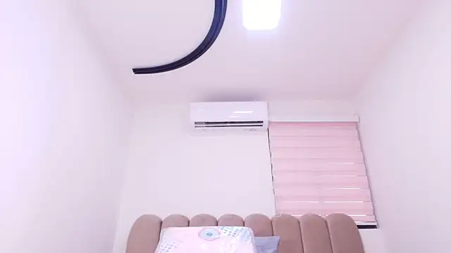 Snapshot of abbypratt chatting on December 4, 2025, 7:13 pm abbypratt online show from December 4, 2025, 7:13 pm