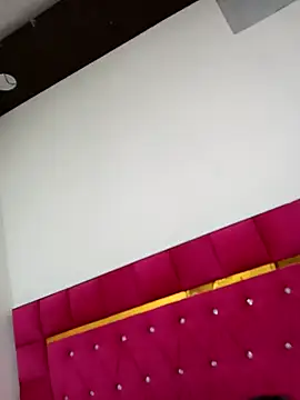 kajal 01raj online show from November 28, 2025, 4:34 am