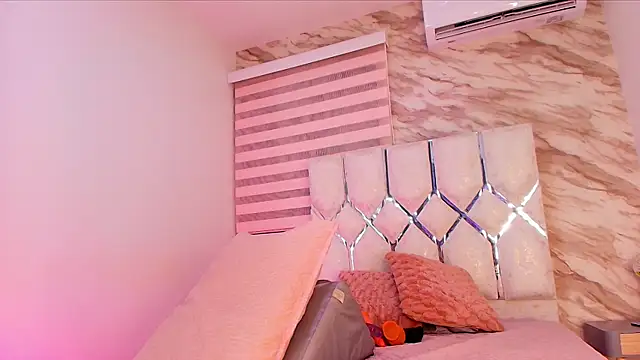 cataleya ebony  online show from March 27, 2026, 3:04 am