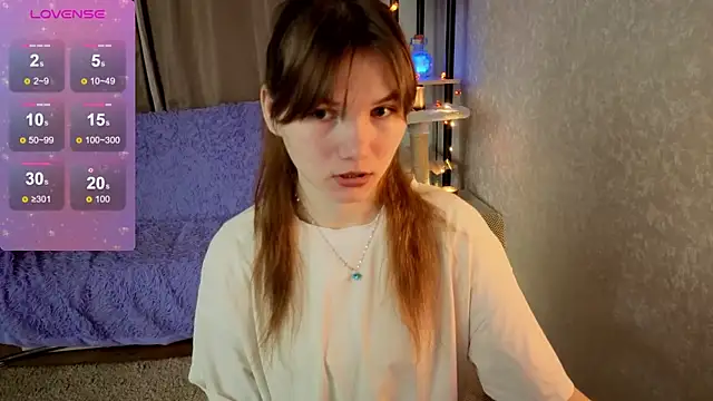 Snapshot of Nika_OMG chatting on November 4, 2025, 8:23 pm Nika OMG online show from November 4, 2025, 8:23 pm