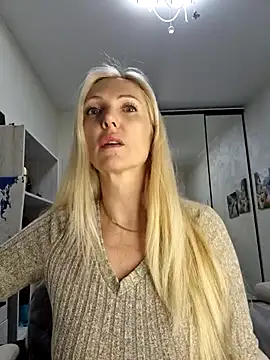 Monna online show from December 16, 2025, 1:37 pm