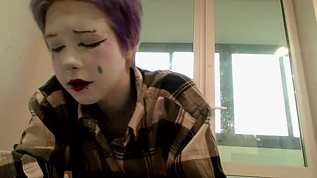 Snapshot of CarolineRichter chatting on October 30, 2025, 7:39 am CarolineRichter online show from October 30, 2025, 7:39 am