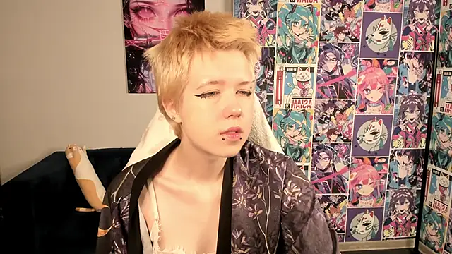 Snapshot of CarolineRichter chatting on October 6, 2025, 3:08 am CarolineRichter online show from October 6, 2025, 3:08 am