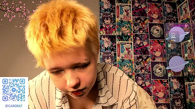 Snapshot of CarolineRichter chatting on October 5, 2025, 12:56 am CarolineRichter online show from October 5, 2025, 12:56 am