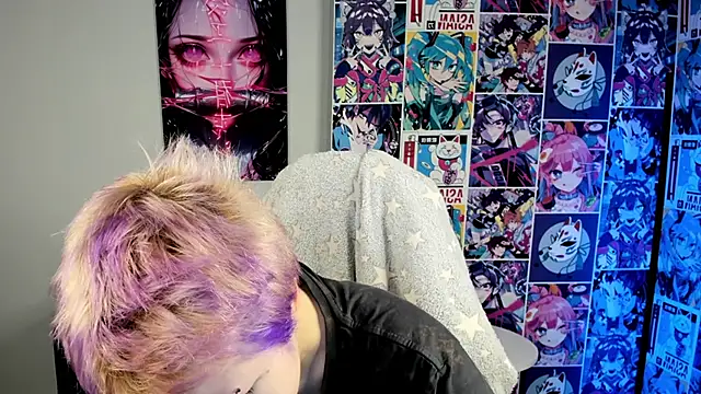 Snapshot of CarolineRichter chatting on October 17, 2025, 3:21 am CarolineRichter online show from October 17, 2025, 3:21 am