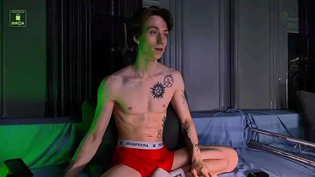 Snapshot of ares_pallini chatting on November 7, 2025, 10:31 am ares pallini online show from November 7, 2025, 10:31 am