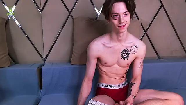 Snapshot of ares_pallini chatting on November 29, 2025, 4:23 am ares pallini online show from November 29, 2025, 4:23 am