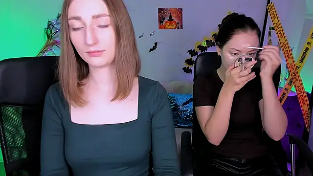 eva smiith  online show from October 23, 2025, 6:12 am