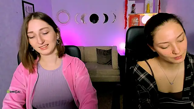 eva smiith  online show from April 15, 2026, 5:46 am