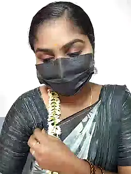 Snapshot of Tamil_Princess12 chatting on July 13, 2026, 8:19 pm Tamil Princess12 online show from July 13, 2026, 8:19 pm