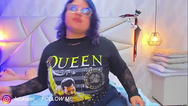 lulukawai16 online show from October 29, 2025, 7:13 pm