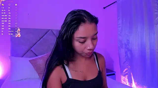 MissPocahontass online show from September 25, 2025, 11:49 am