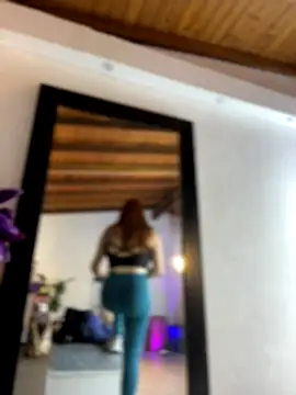 MarilynSmith01 online show from September 23, 2025, 7:54 pm