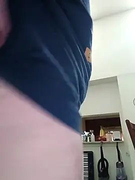 candygurl666 online show from September 18, 2025, 4:21 pm