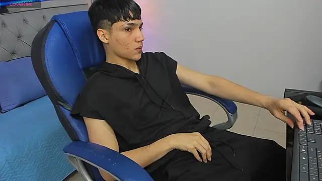 SamBlack  online show from March 6, 2026, 12:22 pm