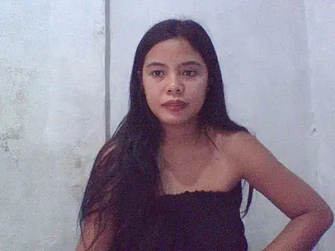 Snapshot of sweet_heaven00 chatting on February 8, 2026, 2:53 am sweet heaven00 online show from February 8, 2026, 2:53 am