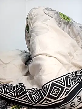 Snapshot of Vina_venus chatting on December 16, 2025, 2:54 pm Vina venus online show from December 16, 2025, 2:54 pm