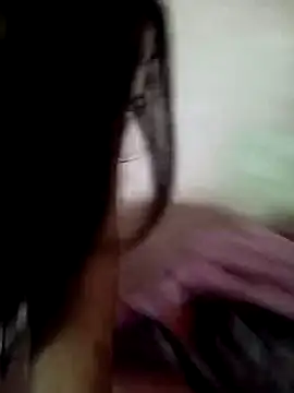 Snapshot of suneeta77 chatting on November 9, 2025, 6:01 pm suneeta77 online show from November 9, 2025, 6:01 pm