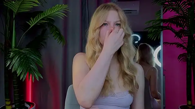 Snapshot of emilyshepar_d chatting on February 26, 2026, 6:02 am emilyshepar d online show from February 26, 2026, 6:02 am