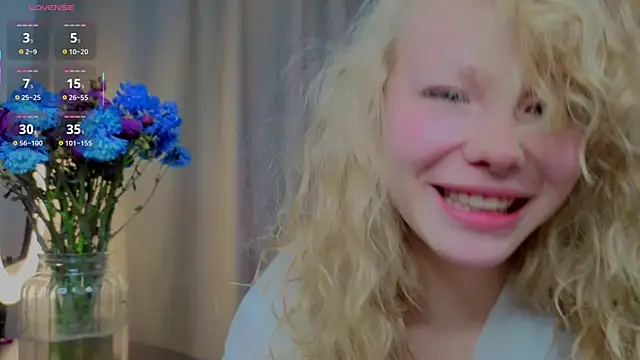 Snapshot of emilyshepar_d chatting on November 14, 2025, 3:21 am emilyshepar d online show from November 14, 2025, 3:21 am