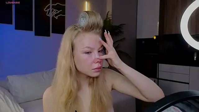 Snapshot of emilyshepar_d chatting on June 4, 2026, 3:00 am emilyshepar d online show from June 4, 2026, 3:00 am