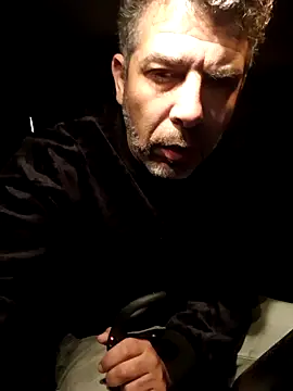 Snapshot of Buen_Pete chatting on December 3, 2025, 3:18 am Buen Pete online show from December 3, 2025, 3:18 am