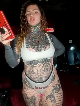 Snapshot of AlexandraWildd chatting on October 2, 2025, 9:56 am AlexandraWildd online show from October 2, 2025, 9:56 am