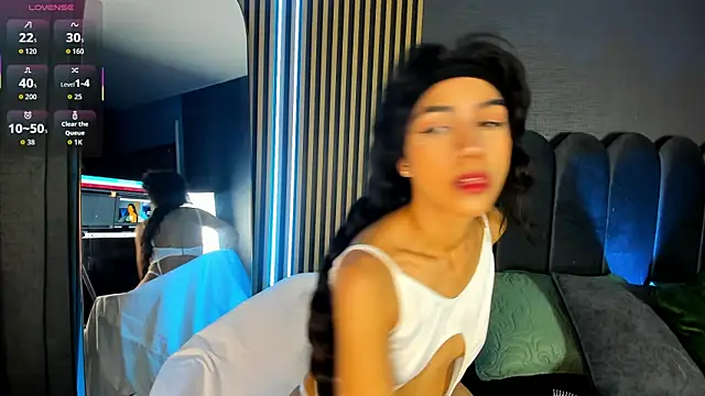 Snapshot of Gina_77 chatting on November 25, 2025, 7:47 pm Gina 77 online show from November 25, 2025, 7:47 pm