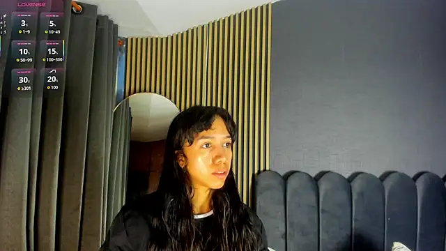 Snapshot of Gina_77 chatting on November 17, 2025, 12:20 pm Gina 77 online show from November 17, 2025, 12:20 pm