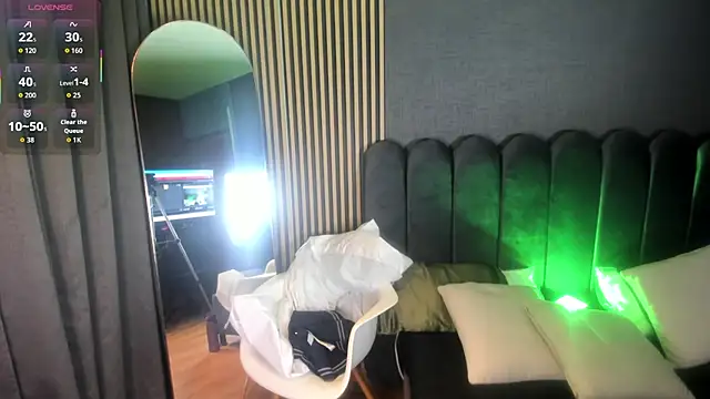 Snapshot of Gina_77 chatting on November 6, 2025, 12:09 pm Gina 77 online show from November 6, 2025, 12:09 pm