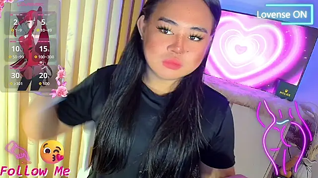 ursexy ceciliaxx online show from June 22, 2026, 8:22 am