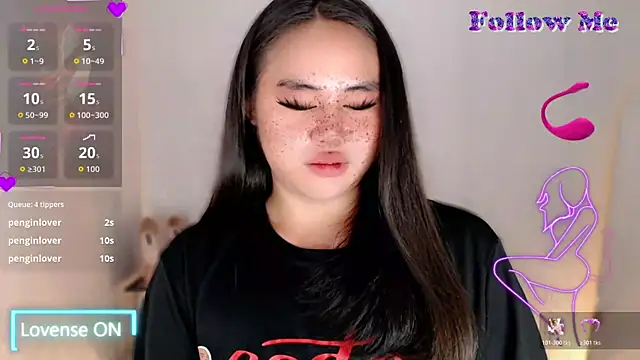 ursexy ceciliaxx online show from November 13, 2025, 1:15 pm