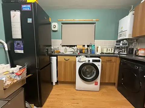 Dilfcam101 online show from February 6, 2026, 6:42 am