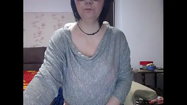 Snapshot of Mary_x chatting on February 14, 2026, 3:51 am Mary x online show from February 14, 2026, 3:51 am