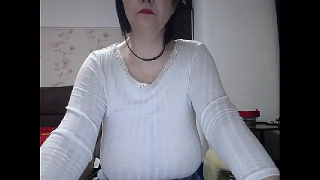 Snapshot of Mary_x chatting on January 19, 2026, 3:54 am Mary x online show from January 19, 2026, 3:54 am