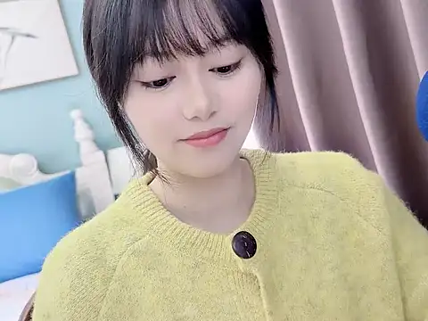 sarah111 online show from November 26, 2025, 3:50 am