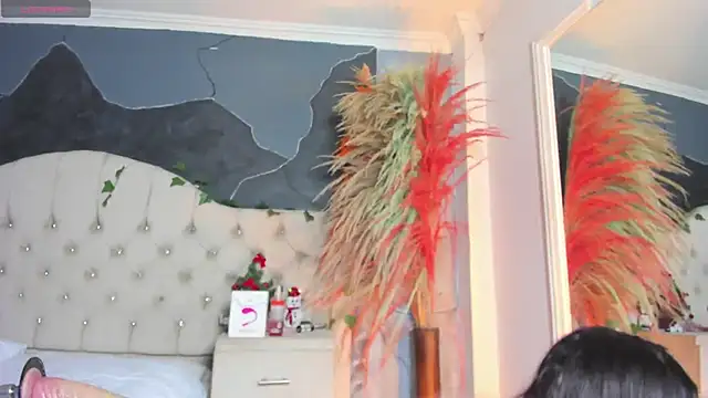 Snapshot of AmbarFoxx_ chatting on December 22, 2025, 3:17 am AmbarFoxx online show from December 22, 2025, 3:17 am