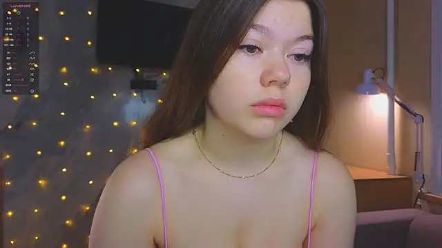 miss bubbles  online show from February 15, 2026, 12:33 am