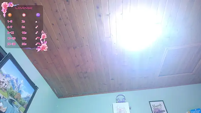 angelic coral online show from February 10, 2026, 1:04 am