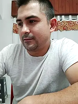 Bradd 32 online show from March 1, 2026, 3:39 am