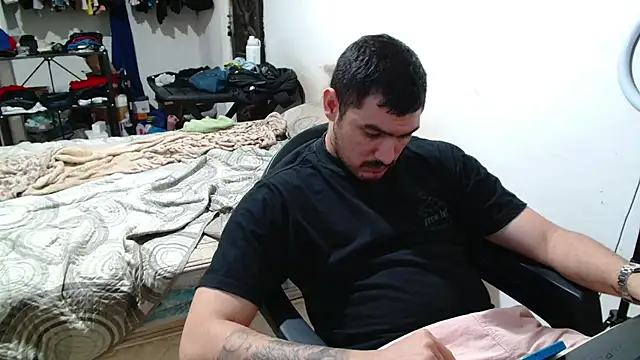 Leonino231 online show from March 14, 2026, 6:47 pm