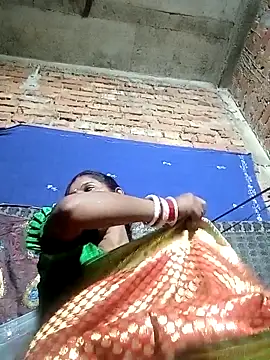 Snapshot of Savita992 chatting on October 27, 2025, 4:08 pm Savita992 online show from October 27, 2025, 4:08 pm