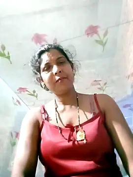 Savita992 online show from May 13, 2026, 7:32 pm
